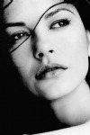 Catherine Zeta-Jones, Face