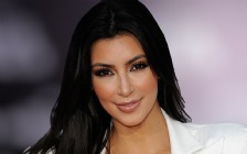 Kim Kardashian, Face