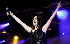 Sharon den Adel on the Stage