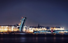 Neva River, Palace Bridge, Saint-Petersburg