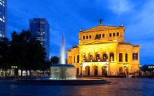 Alte Oper, Frankfurt, Fountain