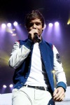 Liam Payne Singing on the Stage