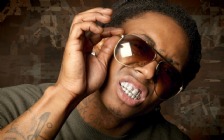 Lil Wayne wearing Sunglassess, Diamond Teeth