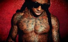 Lil Wayne wearing Sunglassess, Tattoo