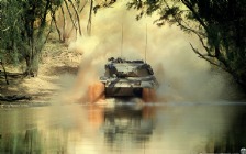 Leopard Tank
