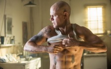 Elysium: Matt Damon as Max DeCosta, Tattoo
