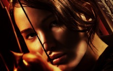 The Hunger Games: Katniss Everdeen, Bow & Arrow, Face
