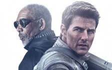 Oblivion: Tom Cruise & Morgan Freeman